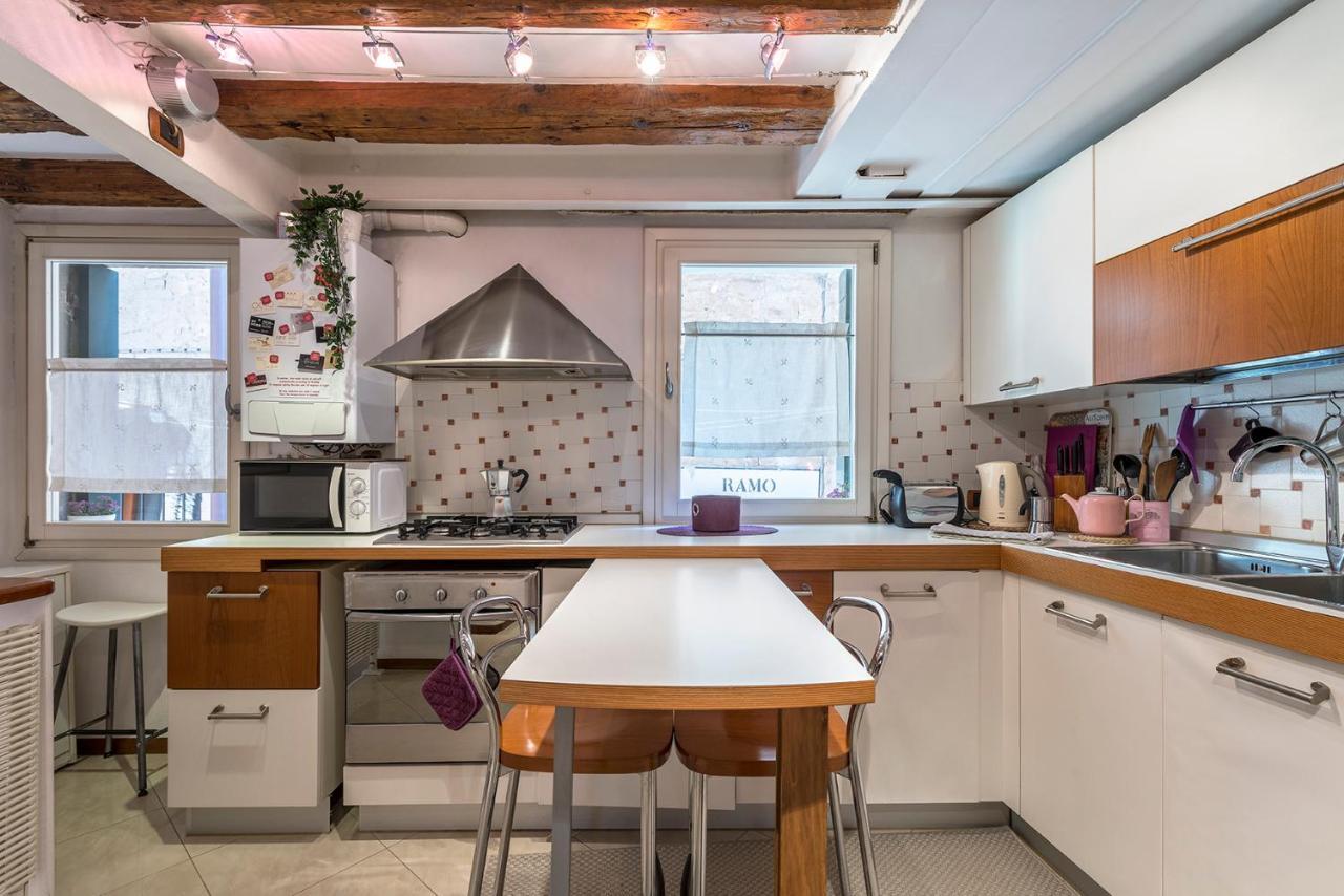 Piccolo - Cozy Studio In The Heart Of Authentic Венеция Экстерьер фото