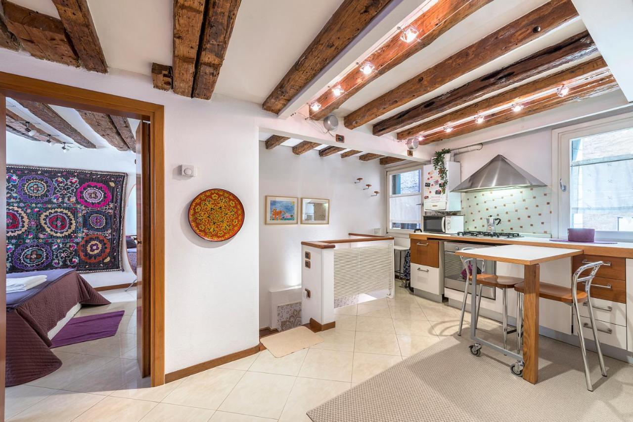 Piccolo - Cozy Studio In The Heart Of Authentic Венеция Экстерьер фото