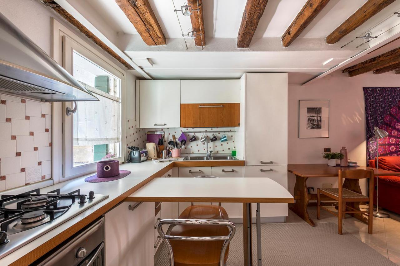 Piccolo - Cozy Studio In The Heart Of Authentic Венеция Экстерьер фото