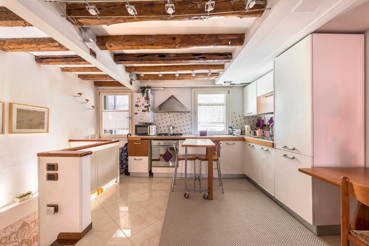 Piccolo - Cozy Studio In The Heart Of Authentic Венеция Экстерьер фото